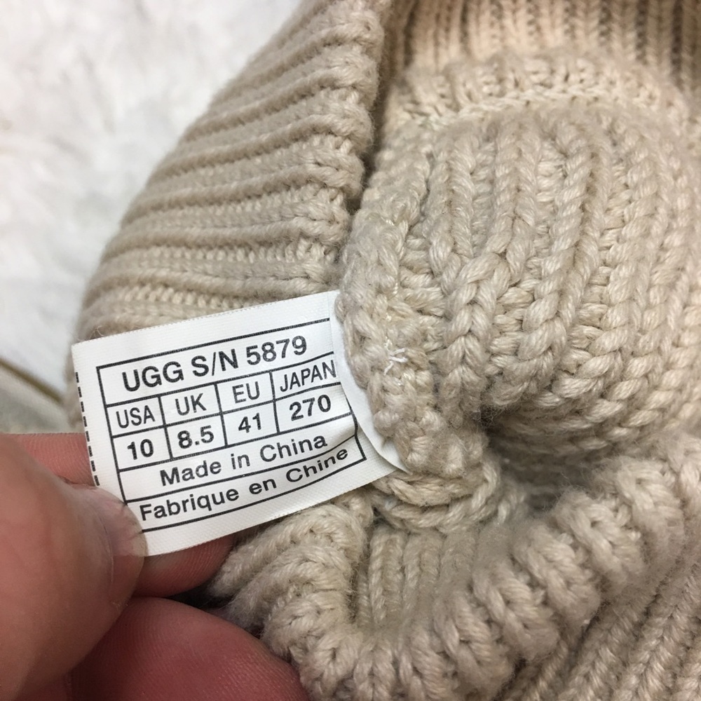 ❌SOLD❌ UGG Cream Sweater Knit Boots - Picture 7 of 8